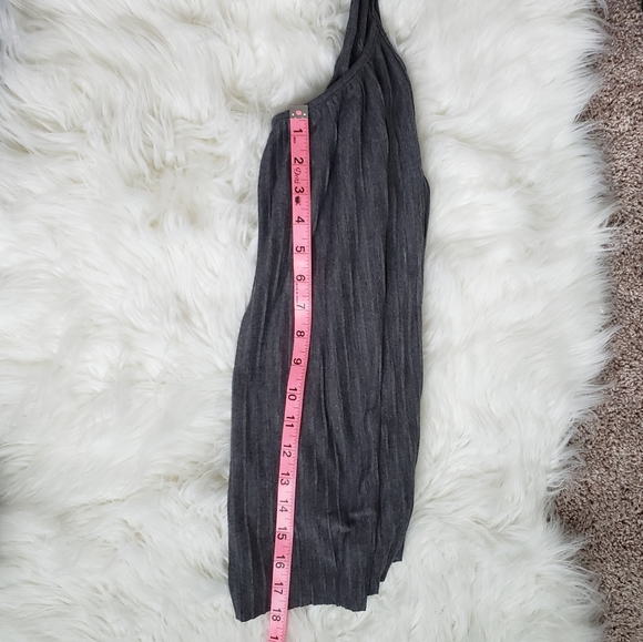 Banana Republic Pleated Tank Top - Picture 7 of 7